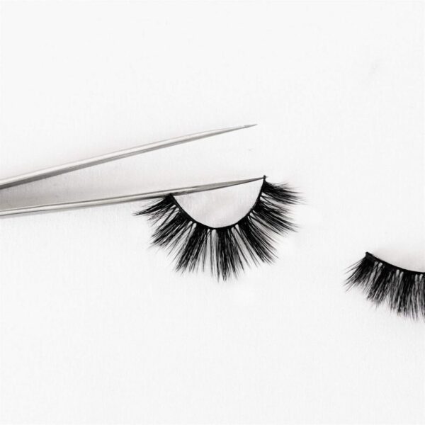 NEWCALLY FAUX EYE LASH