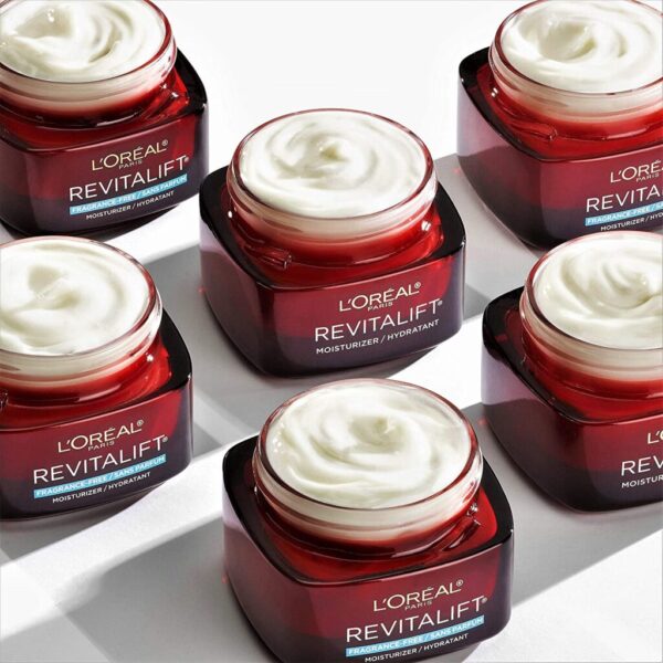 REVITALIFT TRIPLE POWER ANTI-AGEING MOISTURISER