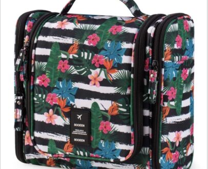 BOOEEN HANGING TRAVEL TOILETRY BAG