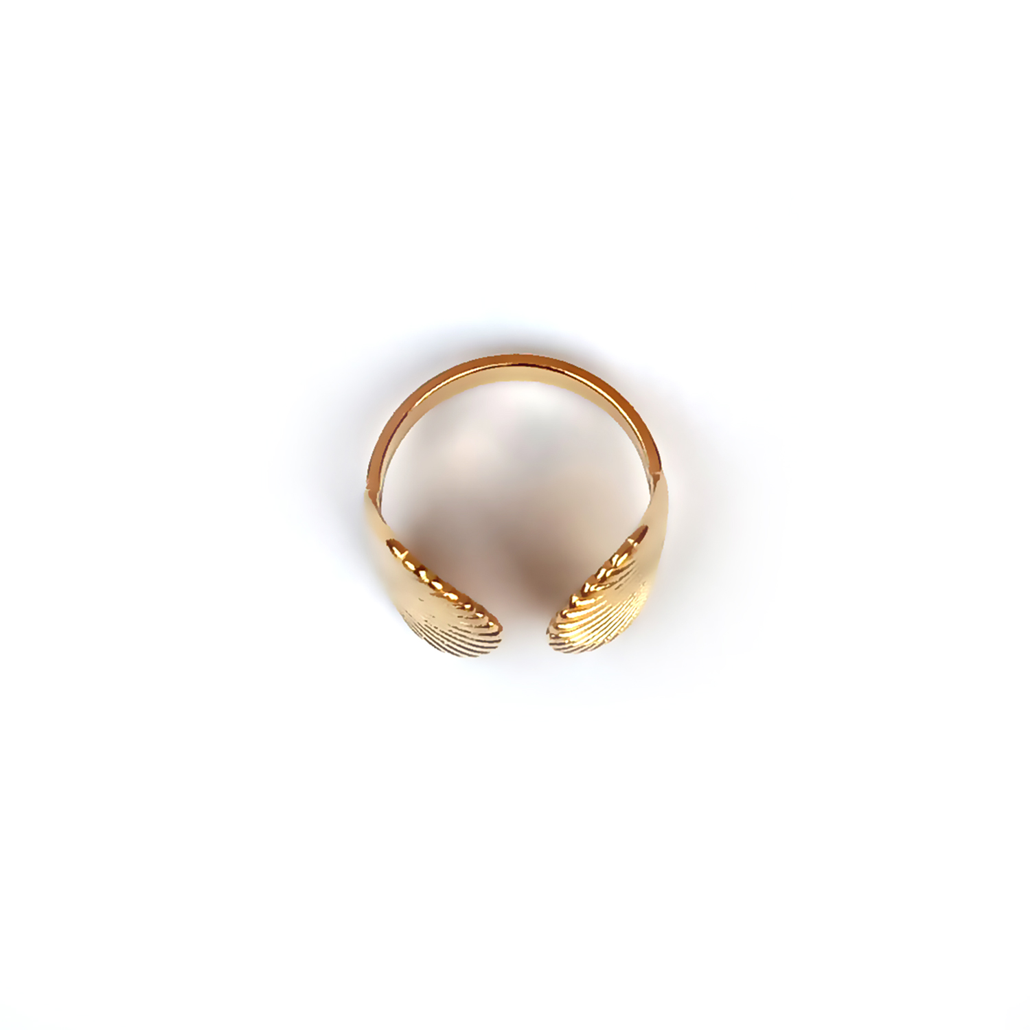 Vintage Shell Gold Ring - Image 4