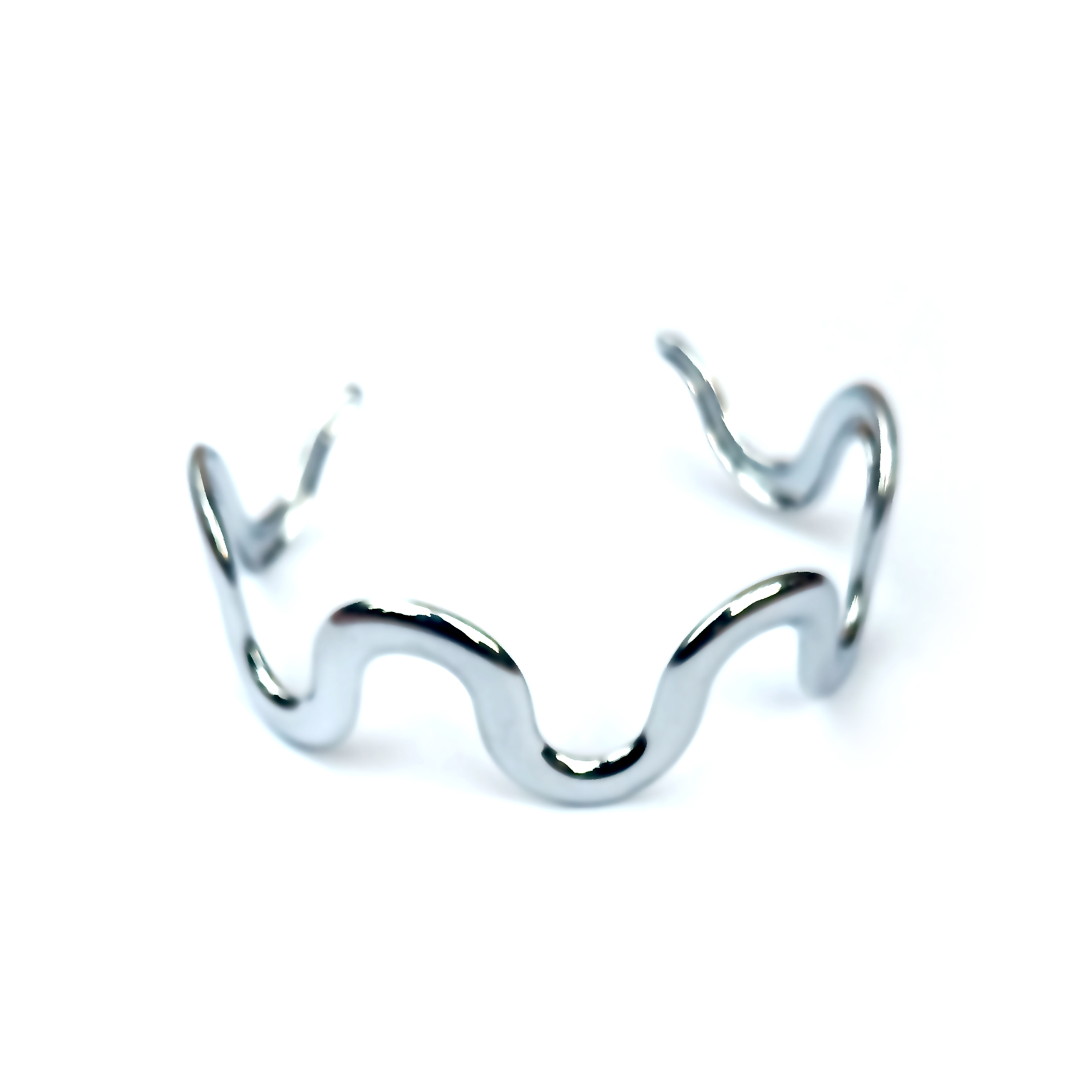 Romina Wave Bracelet - Image 5