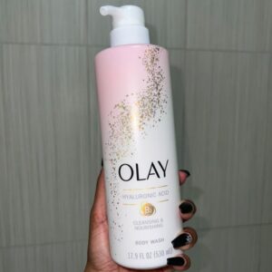 OLAY CLEANSING AND NOURISHING BODY WASH B3 HYALURONIC 17.9FL