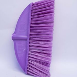 SWEEPING BRUSH PINK